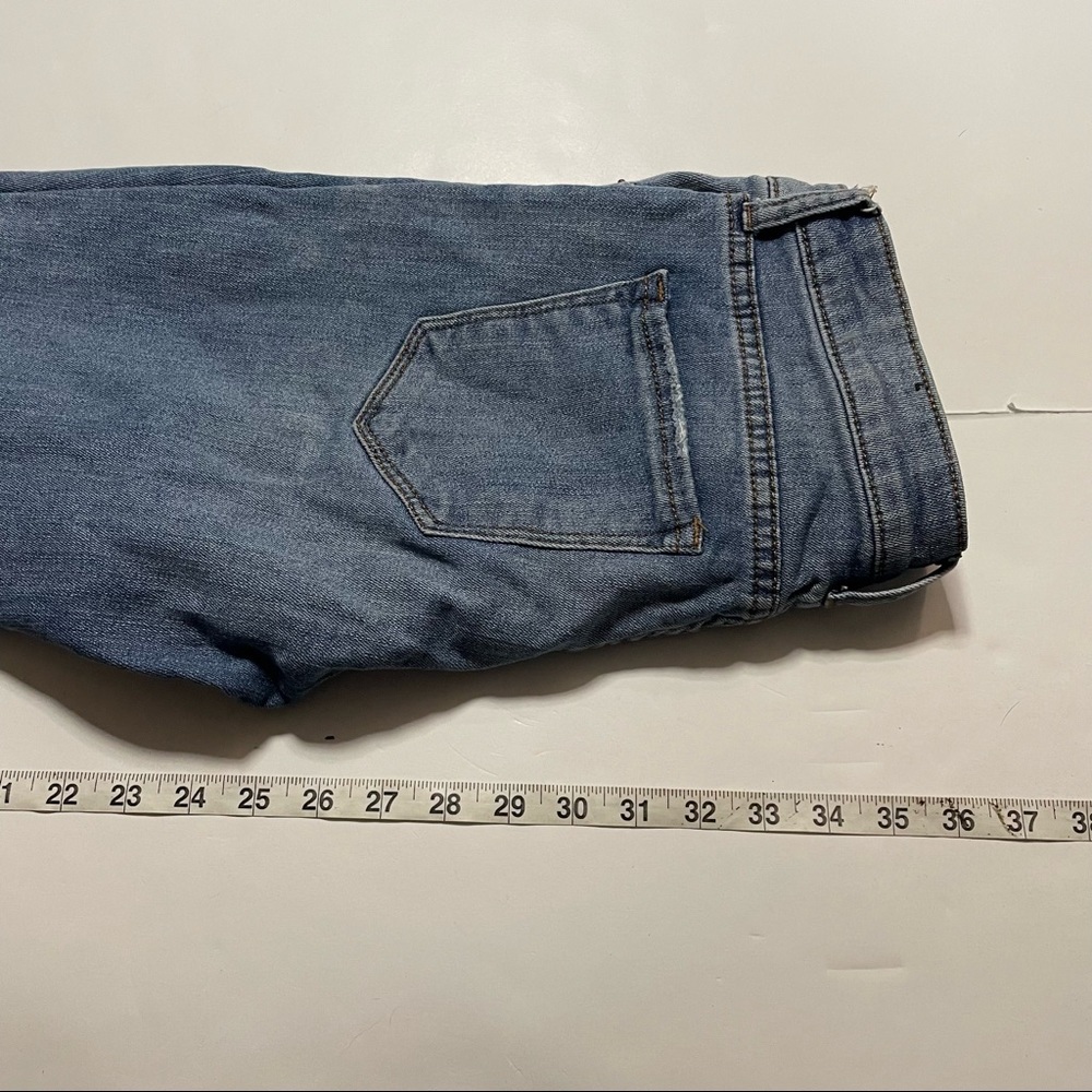 STS Blue Morgan Tomboy Rae Hem Distressed Crop Skinny Jeans Light Wash Size 26 - Picture 10 of 10